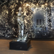 « EVERYBODY IS CRAZY, BUT ME » : Maison Particulière Brussels-->3/7